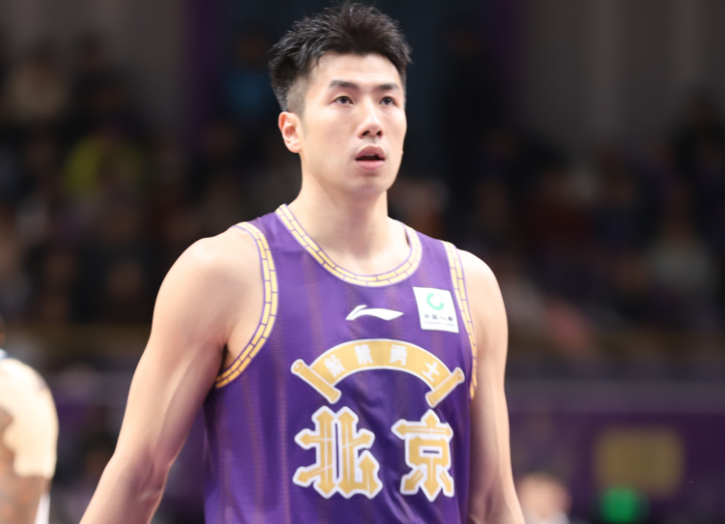 kaiyun 官网-廖三宁制胜抢断！北控险胜吉林升前十 邹雨宸27+11赛季新高