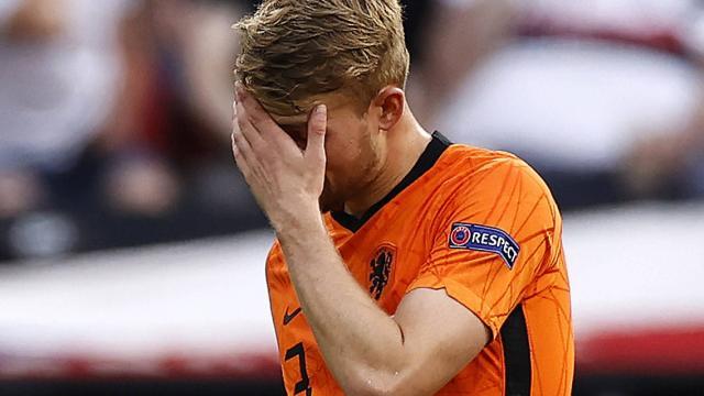 “排球王子”重现江湖 德利赫特挨的骂看来还不够