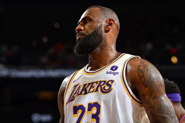 app下载-“乔丹接班人”是个高危职业，只有他活成了神